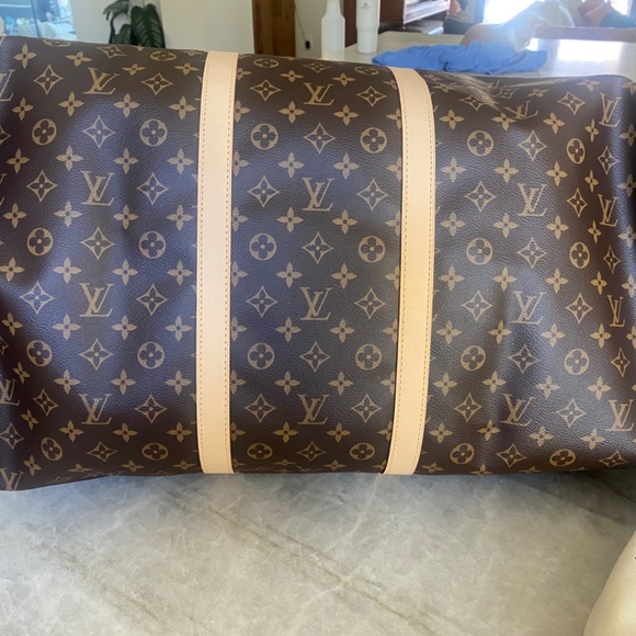 Louis Vuitton Keepall 60 Duffle - Picture 3 of 7
